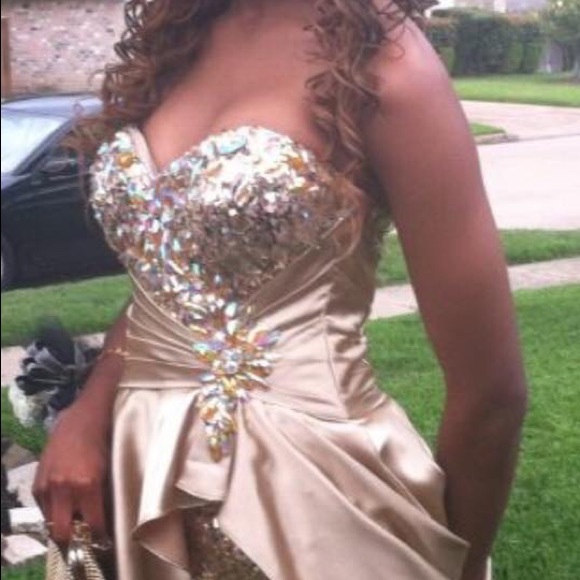 Golden champagne dress! Gold sequin dress. Great quality - Picture 2 of 5